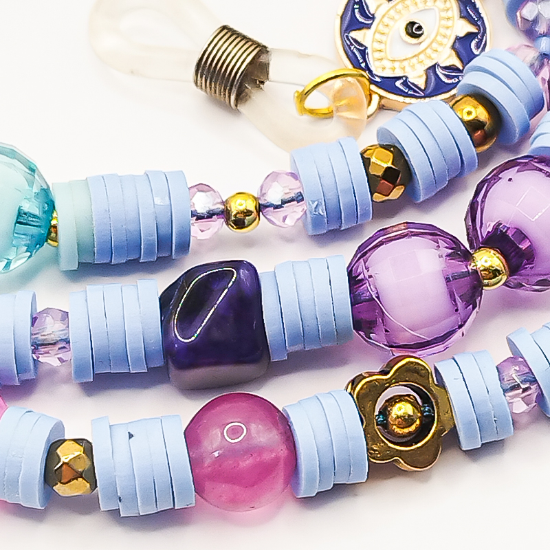 بند عینک سنگ و مهره عقیق،آمتیست، فیموهای مات، کریستال و گویچه های طلایی بلتا گالری مدل باتا 17 بند عینک دخترانه فانتزی با پلاک طلایی