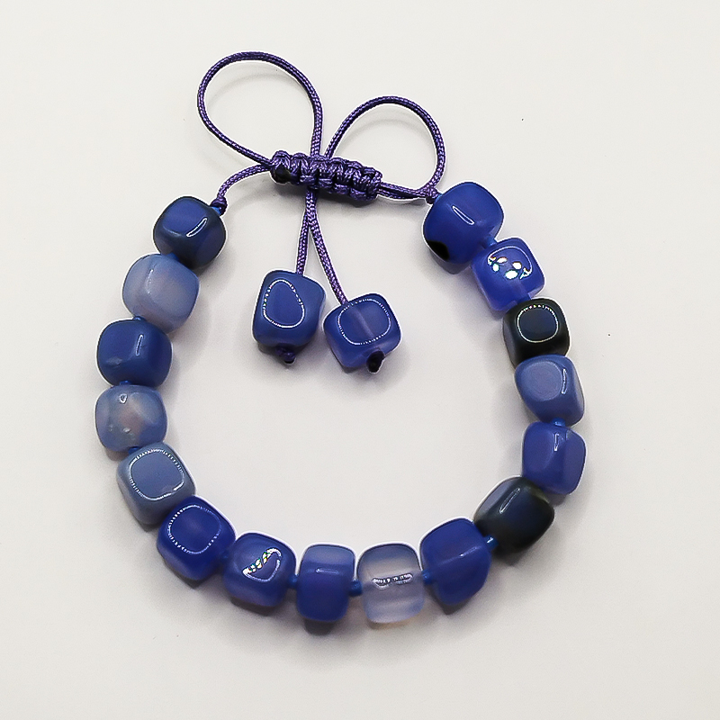 دستبند سنگ عقیق بلتاگالری مدل درنیکا