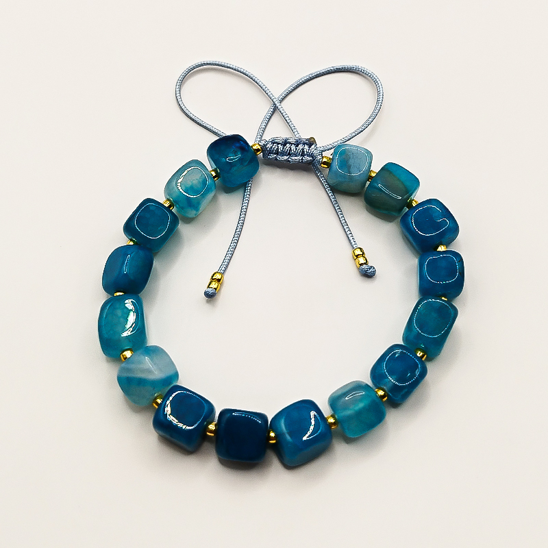 دستبند سنگ عقیق آبی و منجوق میوکی بلتا گالری مدل مهشید 6 دستبند مد روز سنگ عقیق آبی