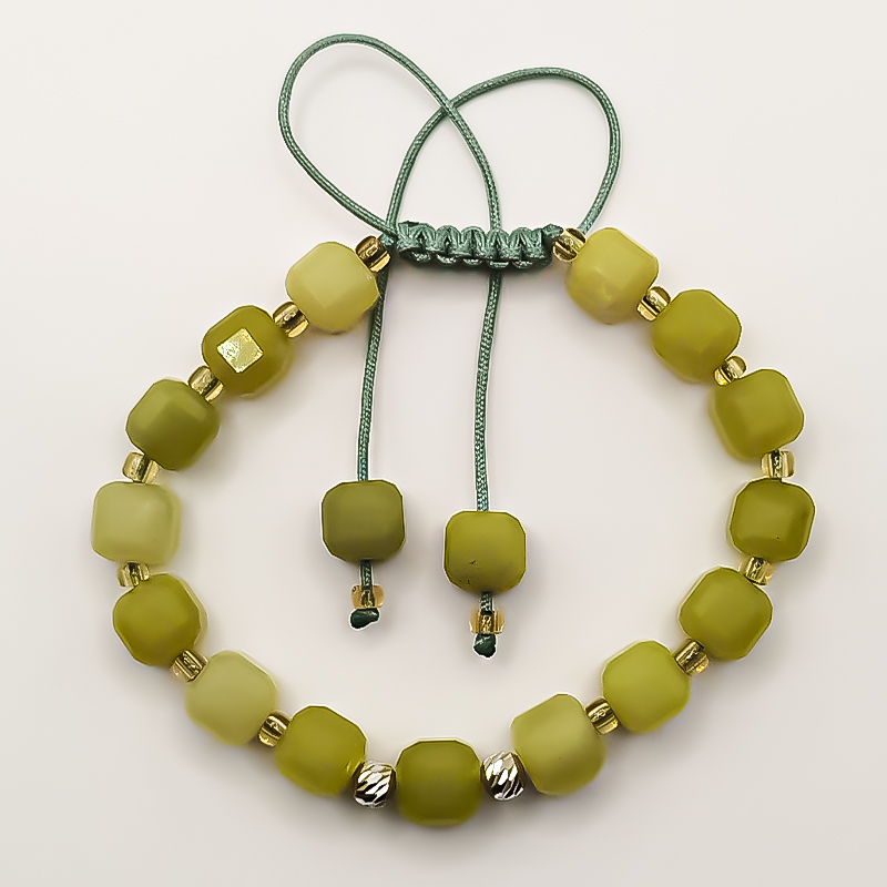 دستبند سنگ آونتورین و نقره بلتاگالری مدل آرمیتا 2 دستبند سنگ آونتورین و نقره بلتاگالری مدل آرمیتا