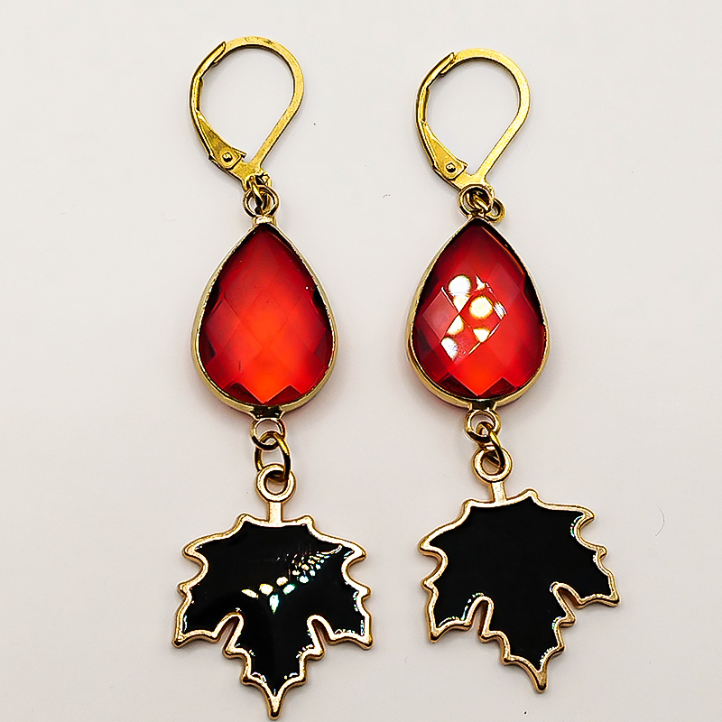 گوشواره آویزی بلتاگالری مدل نگاه 1 گوشواره آویزی بلتاگالری مدل نگاه