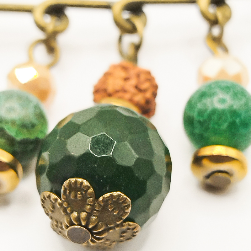 سنجاق سینه اسکاتلندی بلتاگالری برنج و سنگی مدل طهورا 5 سنجاق سینه اسکاتلندی بلتاگالری برنج و سنگی مدل طهورا