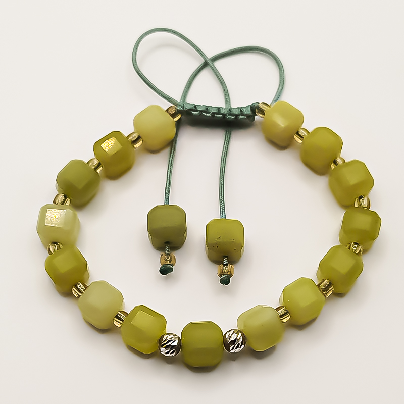 دستبند سنگ آونتورین و نقره بلتاگالری مدل آرمیتا 1 دستبند سنگ آونتورین و نقره بلتاگالری مدل آرمیتا