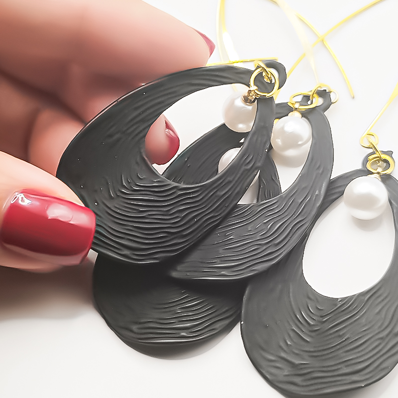 گوشواره آویزی بلتاگالری مدل الیما 5 گوشواره آویزی بلتاگالری مدل الیما