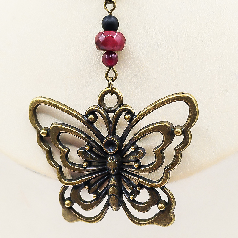 گردنبند سنگی بلتاگالری مدل فریماه با پلاک پروانه 6 گردنبند سنگی بلتاگالری مدل فریماه با پلاک پروانه